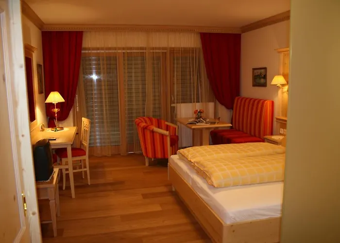 Schoene Aussicht 3* Картитш