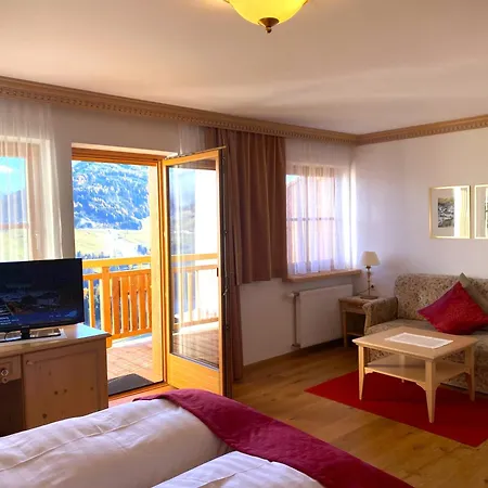 Schoene Aussicht 3* 칼티트슈