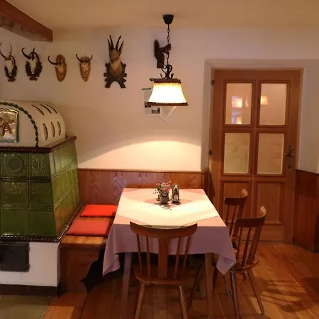 Schoene Aussicht 호텔 칼티트슈