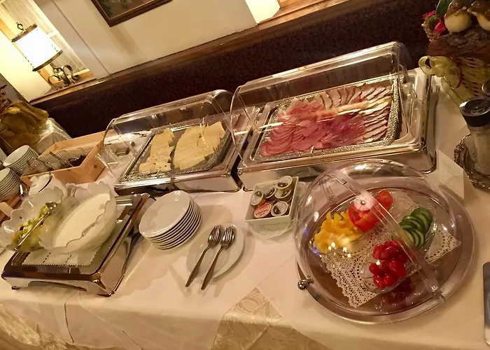 Schoene Aussicht Szálloda Kartitsch